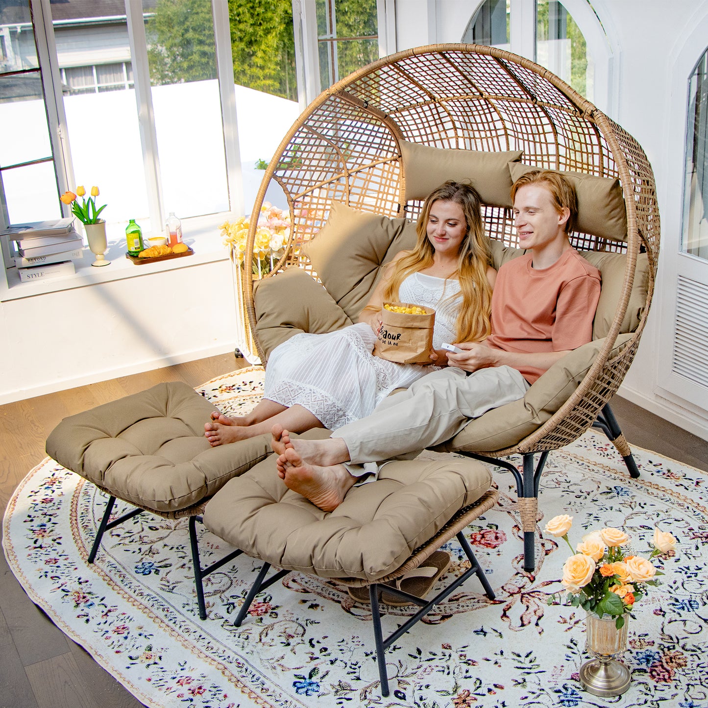 RADIATA Double PE Wicker Stationary Egg Chair with Legs Patio 2 Person Loveseat Chair Indoor Outdoor Oversized PE Rattan Lounge Chair for Garden Balcony