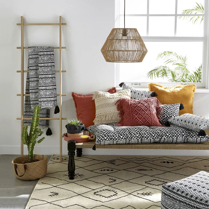 Indian Style Bench in Mango Wood Rope