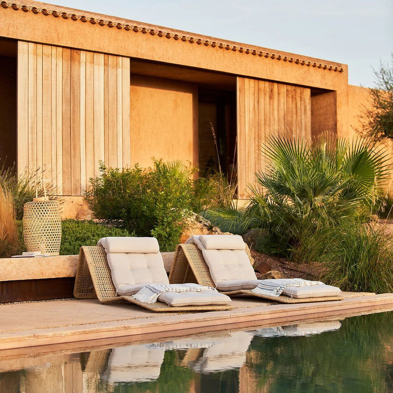 Outdoor Lounge Chair